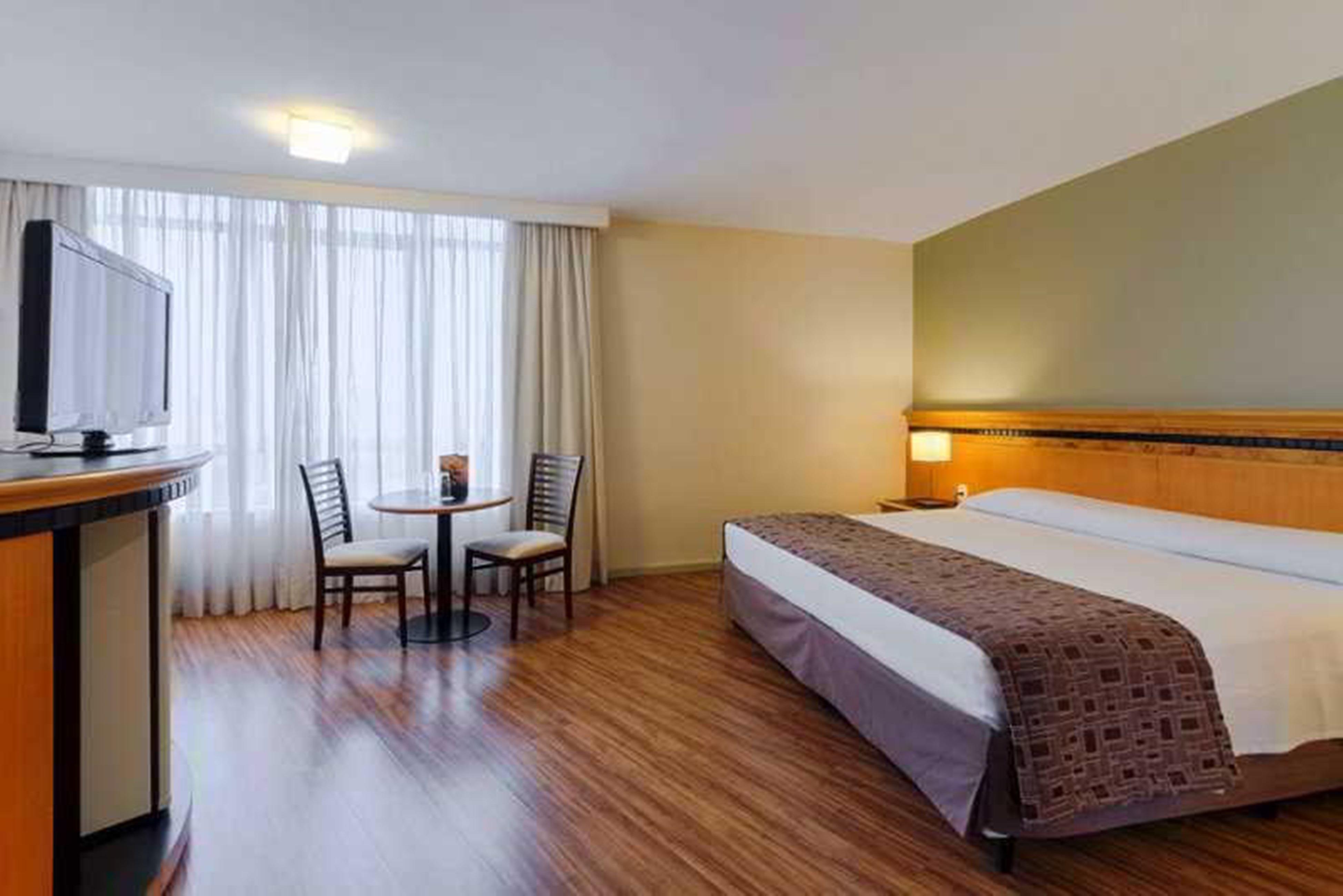 Hotel Golden Park Internacional Foz & Convencoes By Nacional Inn 포스두이구아수 외부 사진