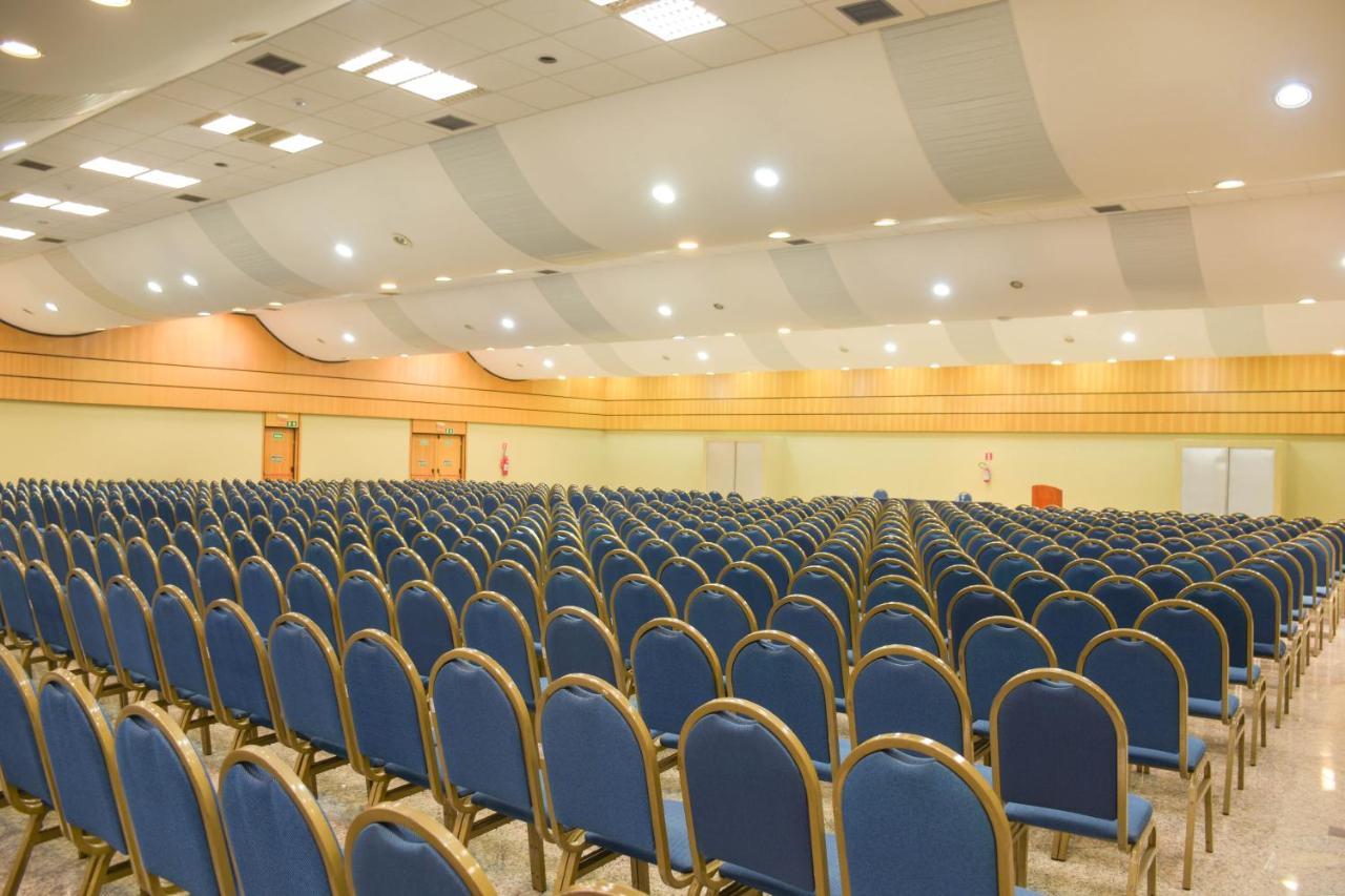 Hotel Golden Park Internacional Foz & Convencoes By Nacional Inn 포스두이구아수 외부 사진